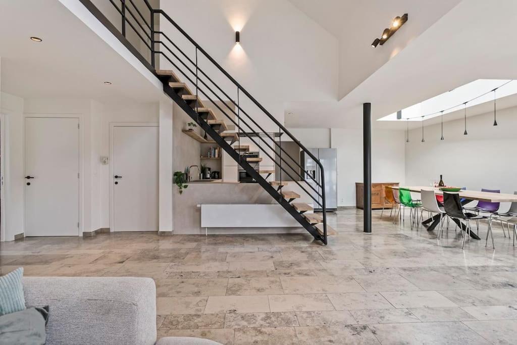 Schitterende Loft Met Jacuzzi En Sauna In Мехелен Экстерьер фото